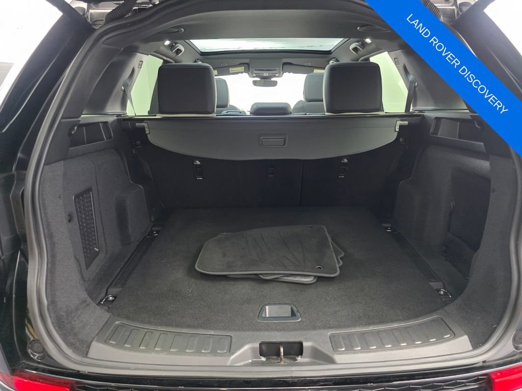Used 2024 Land Rover Discovery Sport Dynamic SE AWD/4WD image 16