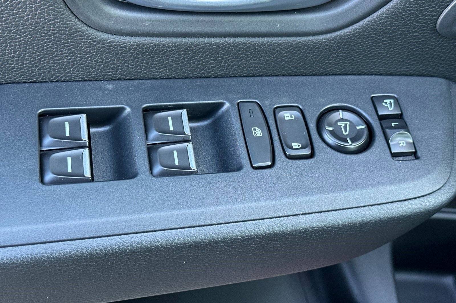 New 2026 Honda Pilot Black Edition image 13