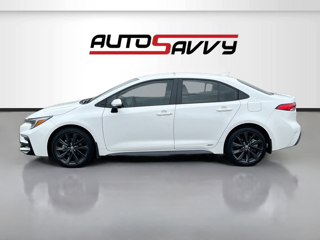 Used 2024 Toyota Corolla SE AWD/4WD image 4