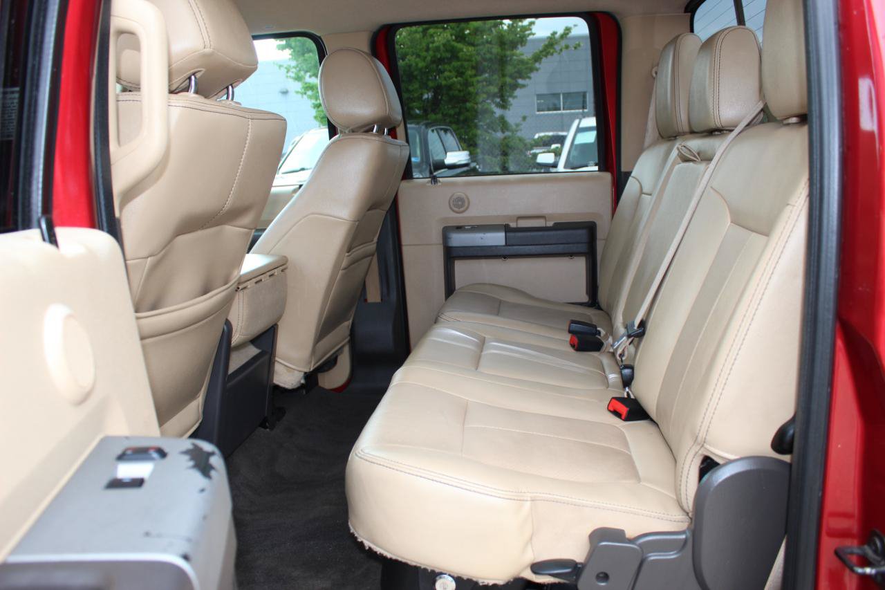 Used 2015 Ford F350 Lariat w/ Lariat Interior Package AWD/4WD image 15