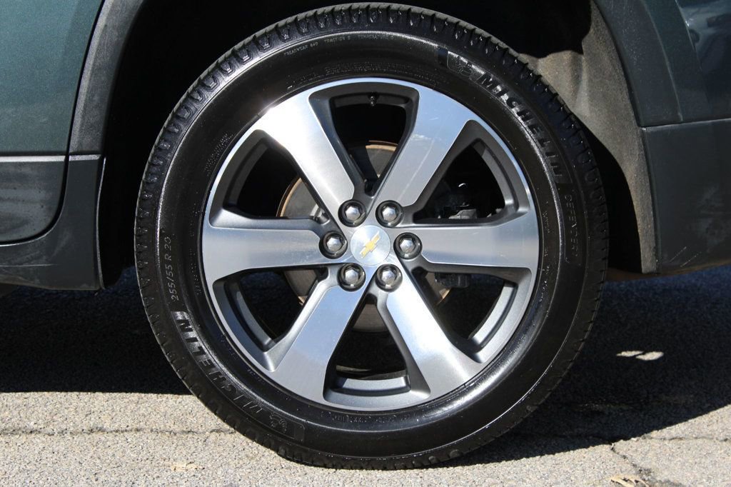 Used 2018 Chevrolet Traverse LT image 37