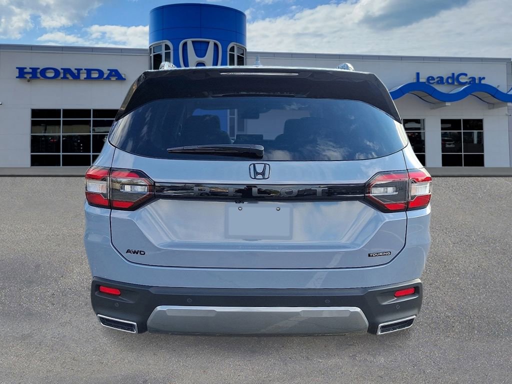 New 2026 Honda Pilot Touring image 3