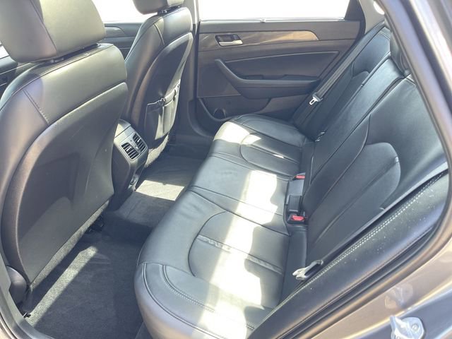 Used 2019 Hyundai Sonata Limited w/ Ultimate Package 04 FWD image 13