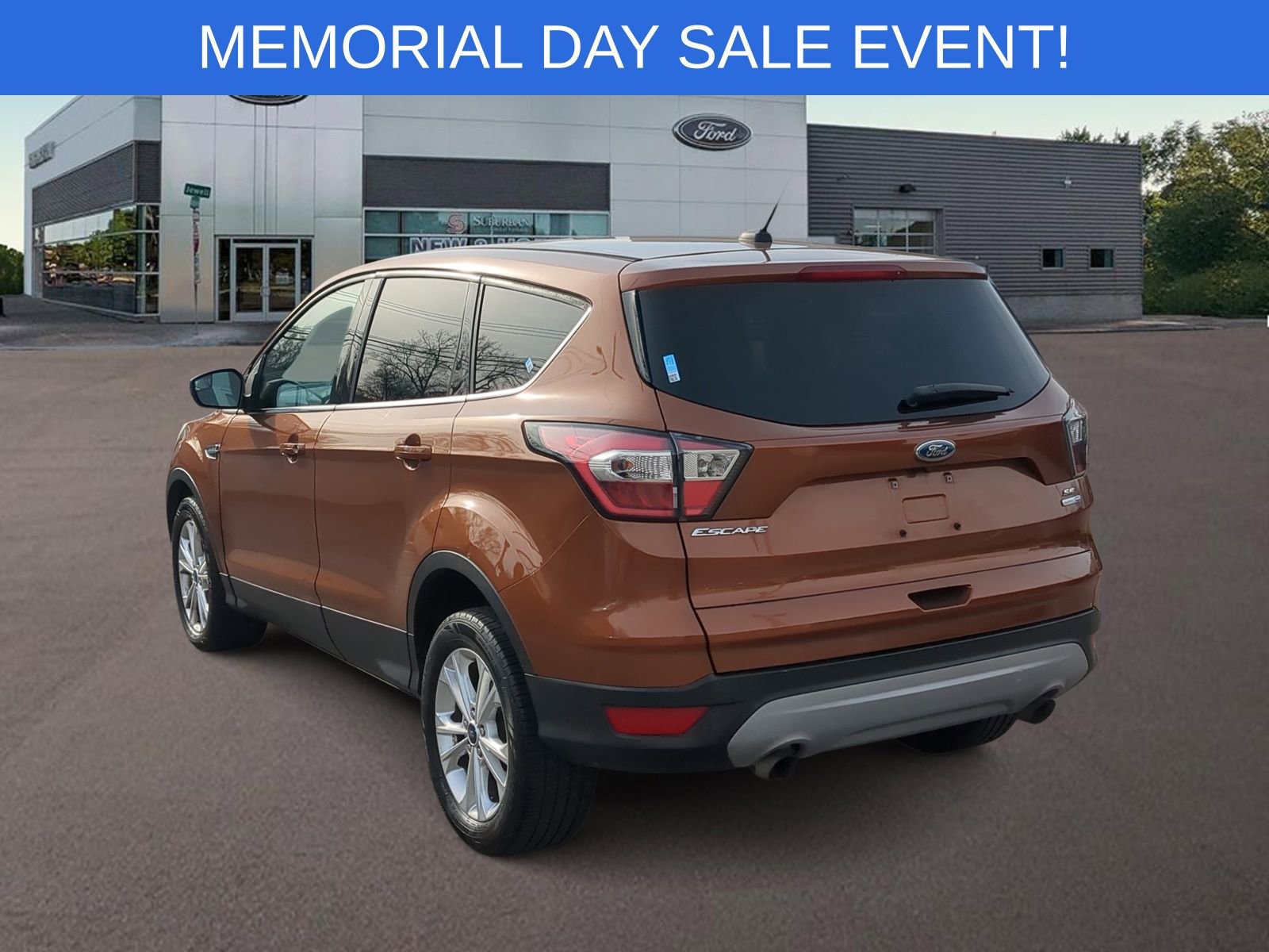 Used 2017 Ford Escape SE AWD/4WD image 8
