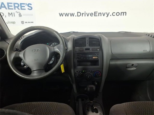 Used 2004 Hyundai Santa Fe 2WD image 13