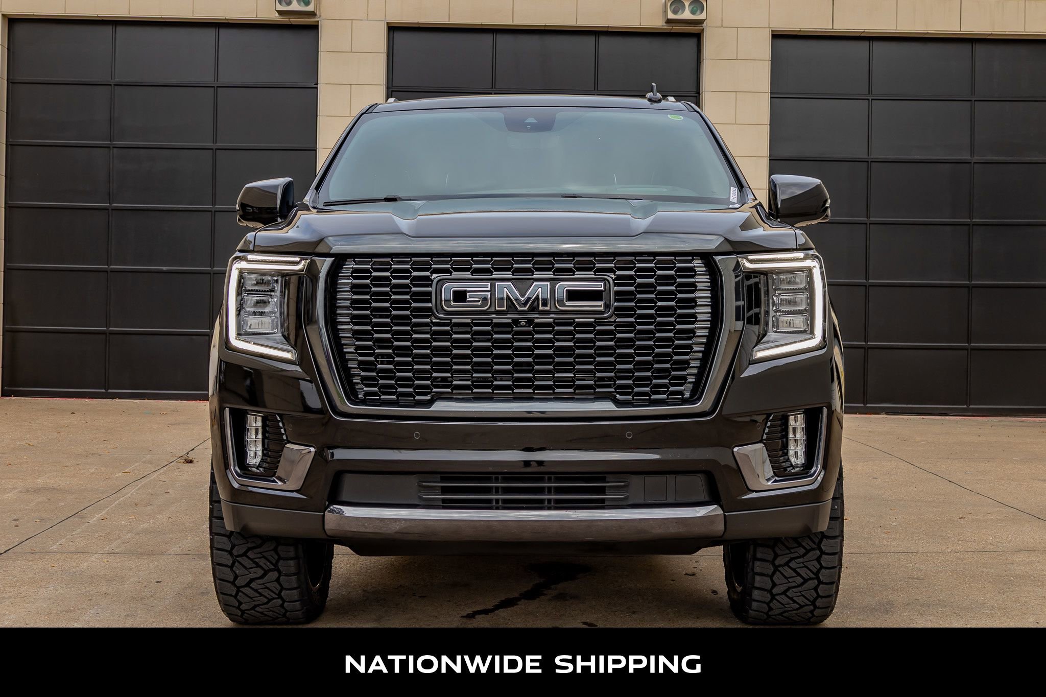 Used 2024 GMC Yukon Denali Ultimate AWD/4WD image 4