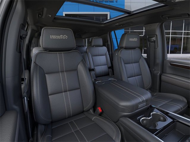 New 2026 Chevrolet Suburban High Country image 16
