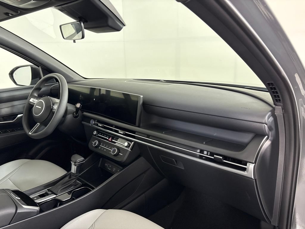 New 2027 Hyundai Santa Cruz SE FWD image 13