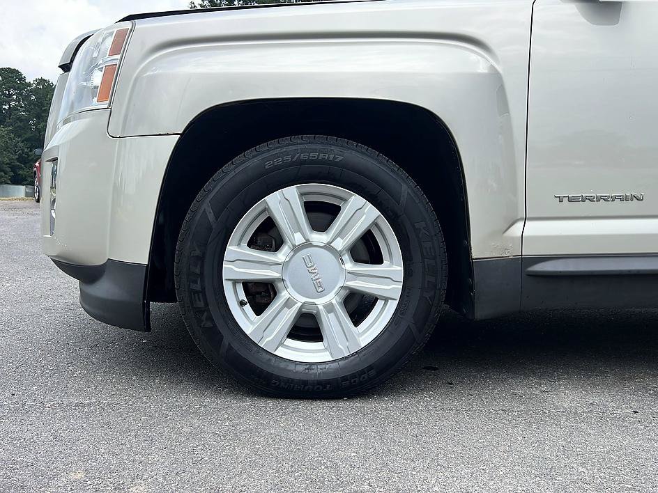 Used 2015 GMC Terrain SLE AWD/4WD image 21