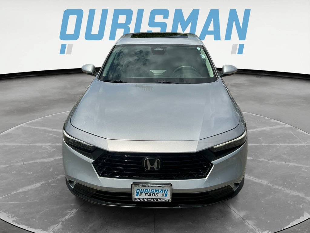Used 2024 Honda Accord EX image 9
