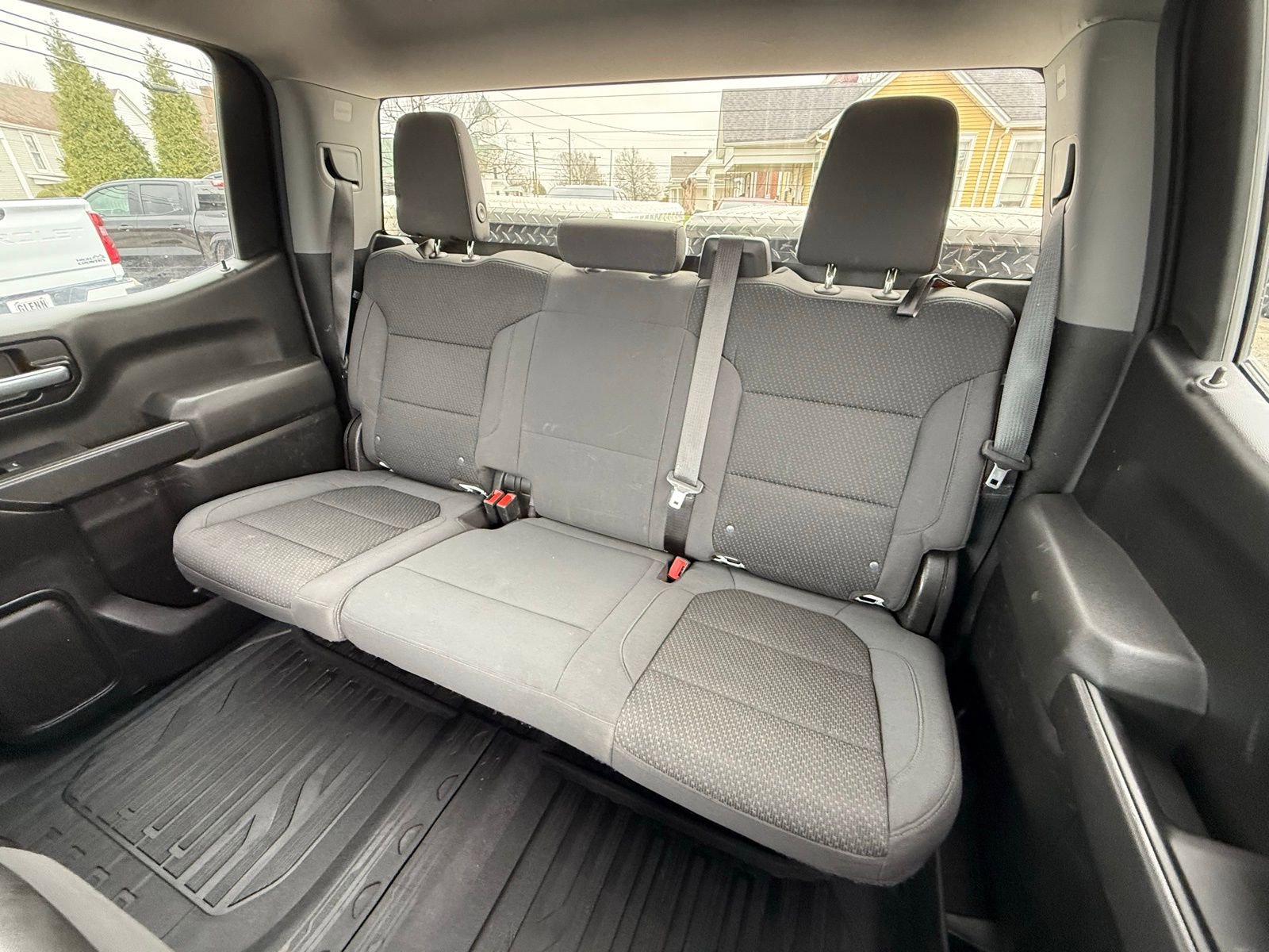 Used 2020 GMC Sierra 1500 4x4 Crew Cab w/ Sierra Value Package image 19