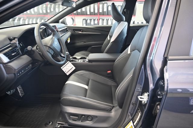 New 2026 Toyota Camry SE FWD image 10