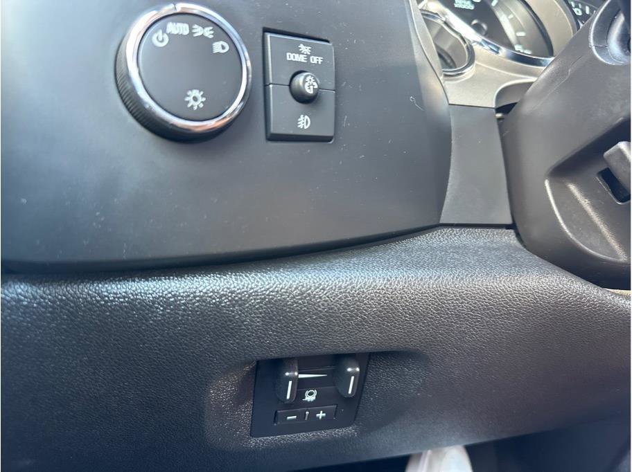 Used 2013 GMC Sierra 2500 SLE w/ SLE Preferred Package image 43