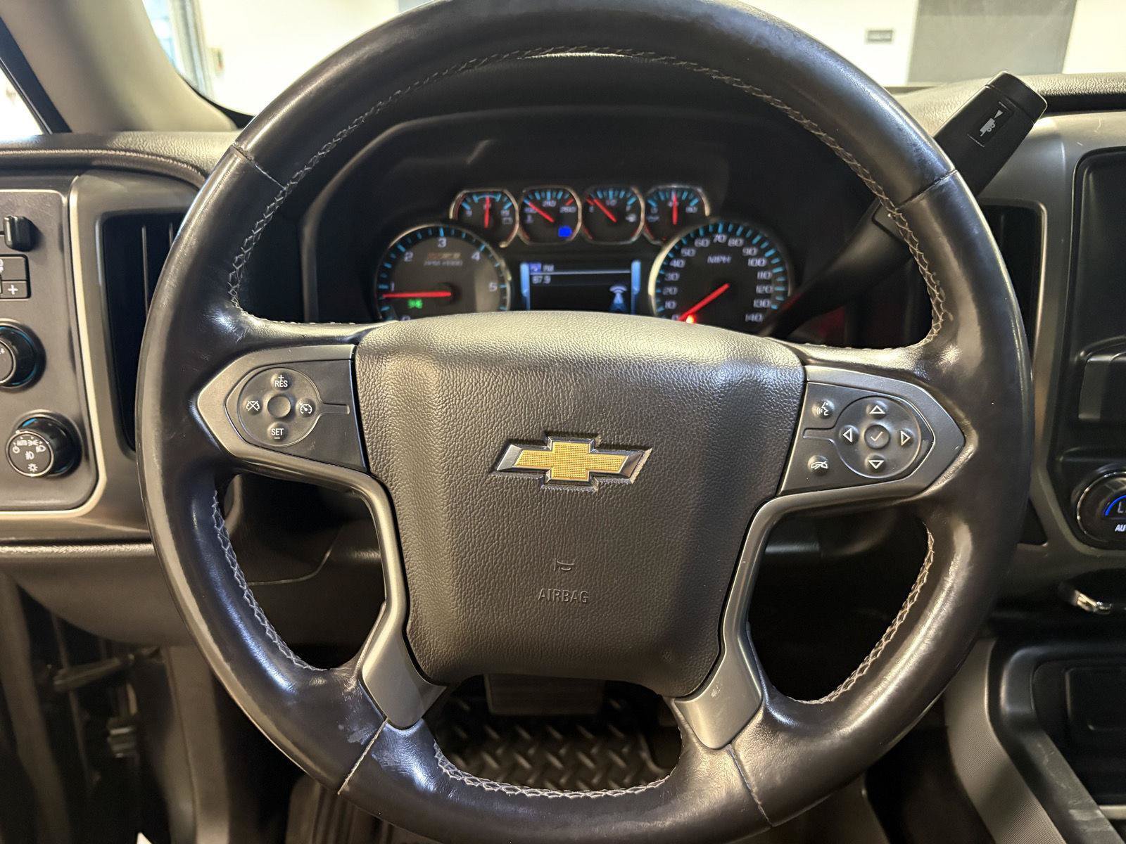 Used 2018 Chevrolet Silverado 1500 LT w/ All Star Edition AWD/4WD image 12