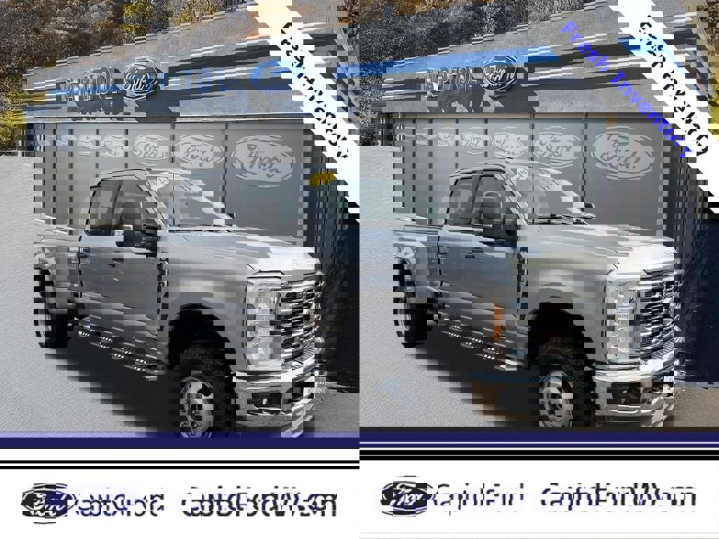 Used 2024 Ford F350 XLT image 1