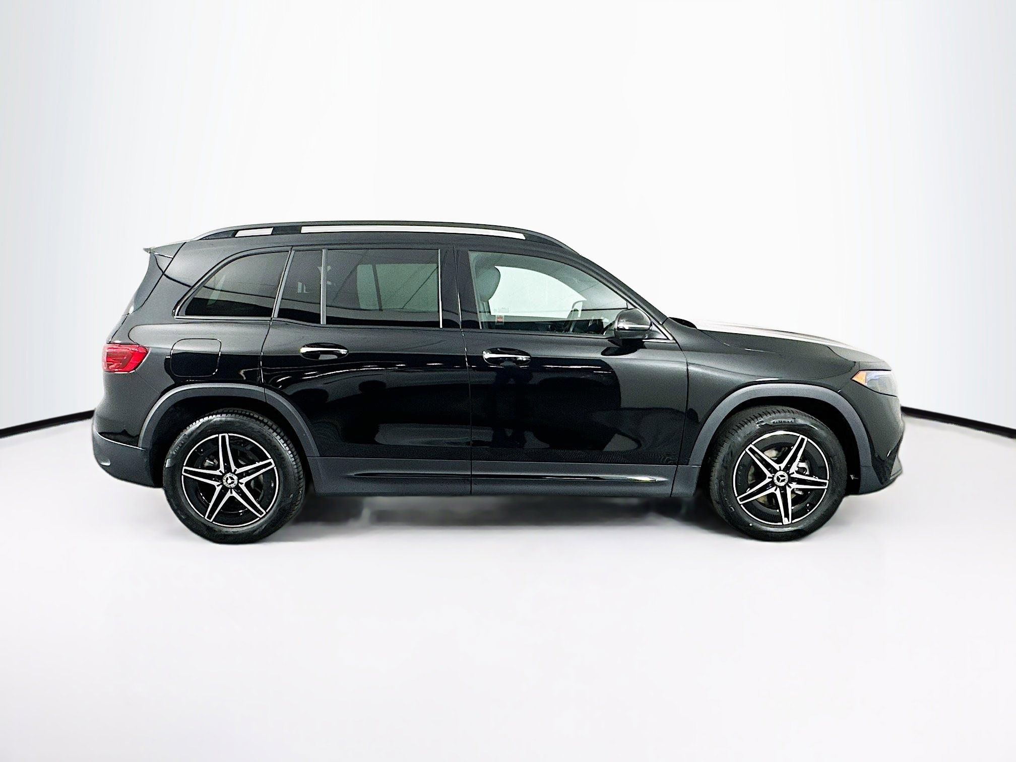 Used 2024 Mercedes-Benz EQB 250+ EQB 250+ image 10