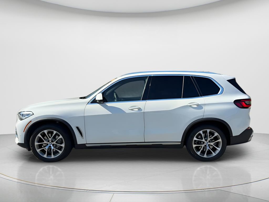 Used 2021 BMW X5 sDrive40i w/ Convenience Package image 2