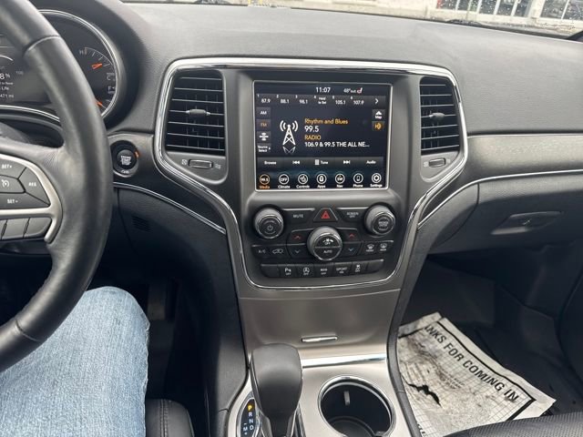 Used 2018 Jeep Grand Cherokee Limited w/ Luxury Group II image 17
