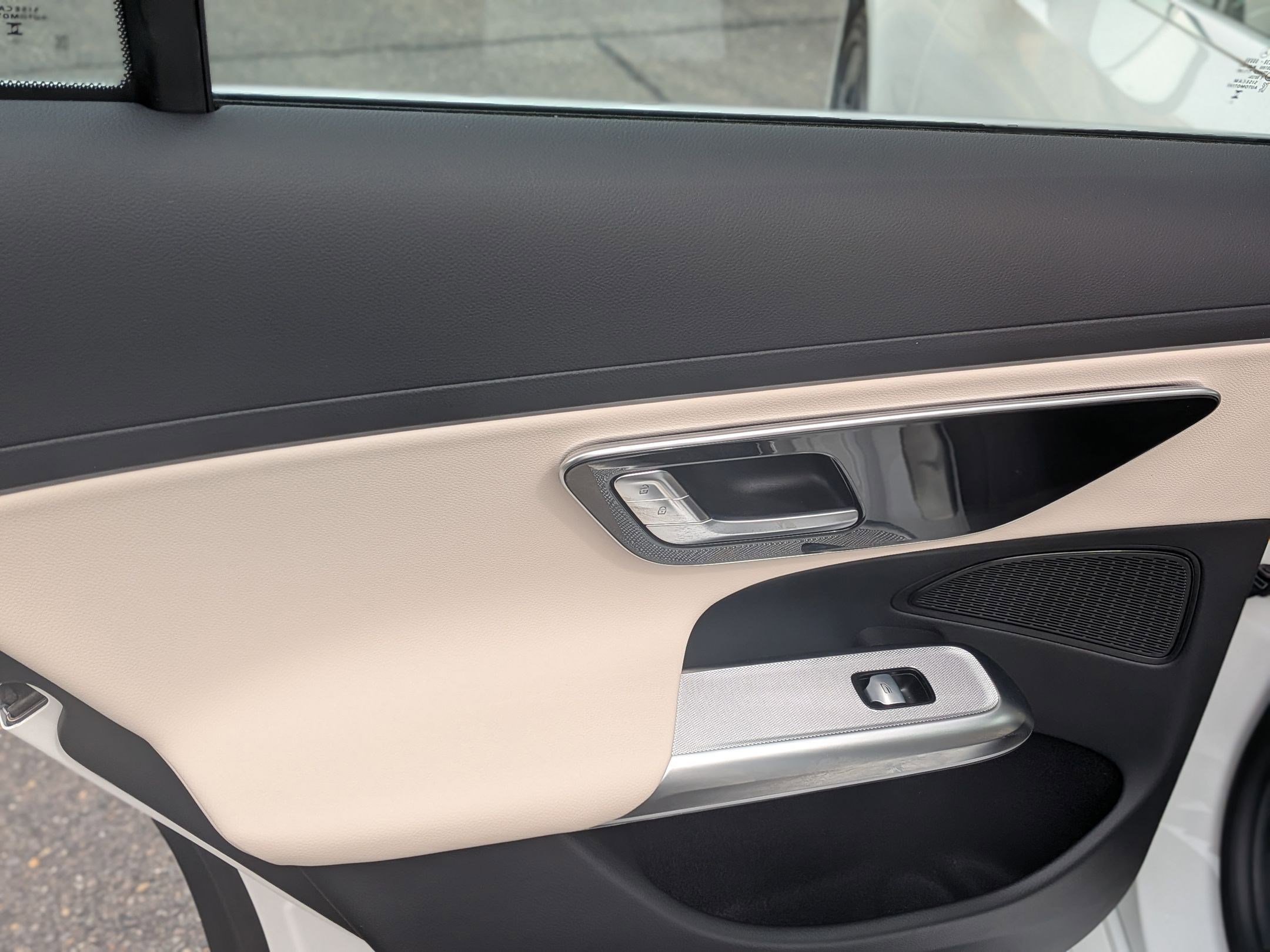 Used 2025 Mercedes-Benz E 450 4MATIC Sedan image 26