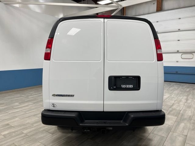 New 2026 Chevrolet Express 3500 Extended w/ Driver Convenience Package RWD image 20