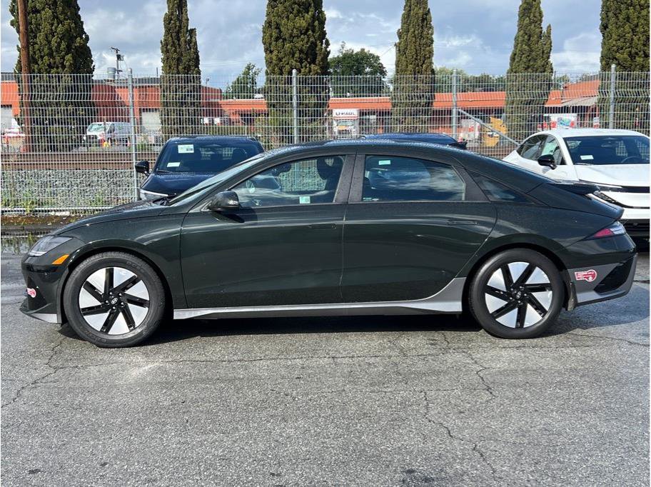 Used 2024 Hyundai Ioniq 6 SE RWD image 7