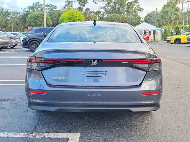 Used 2025 Honda Accord SE image 5