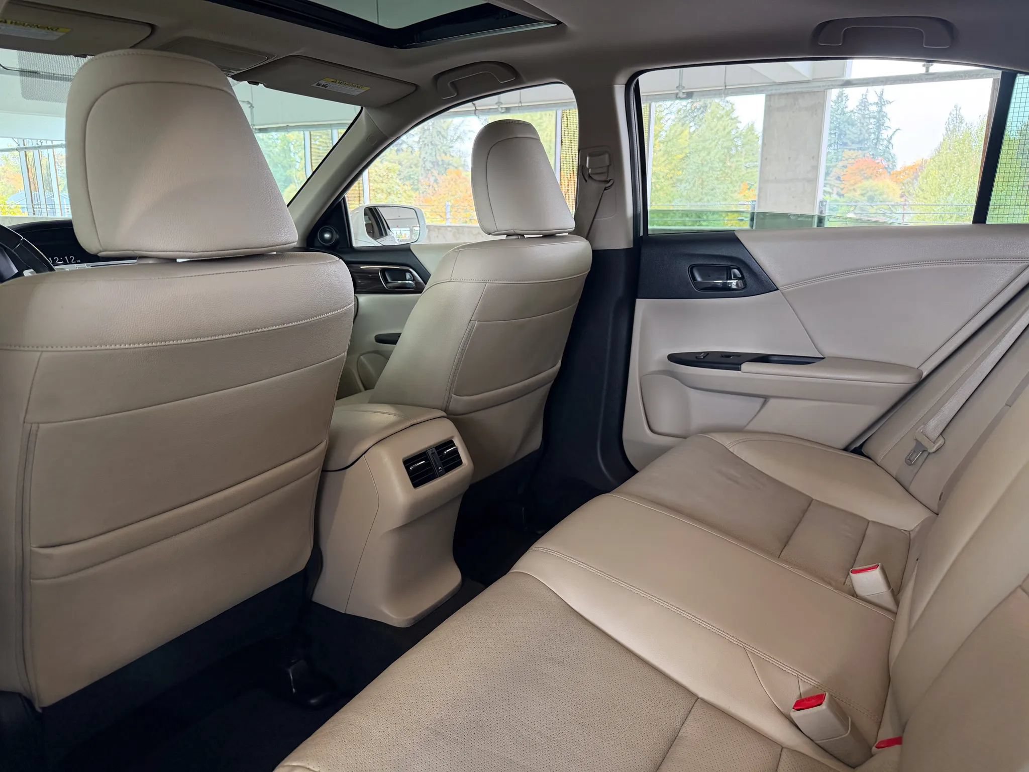 Used 2017 Honda Accord Touring image 19