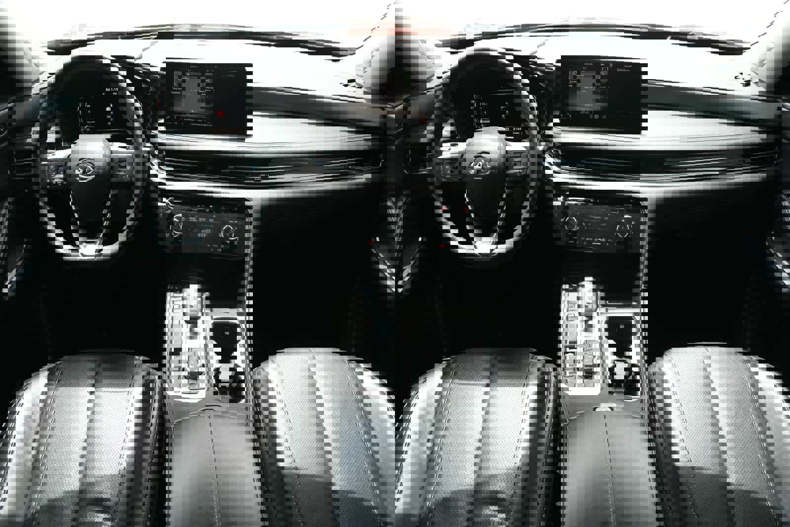 Certified 2023 INFINITI QX60 Luxe w/ Performance Audio Package image 7