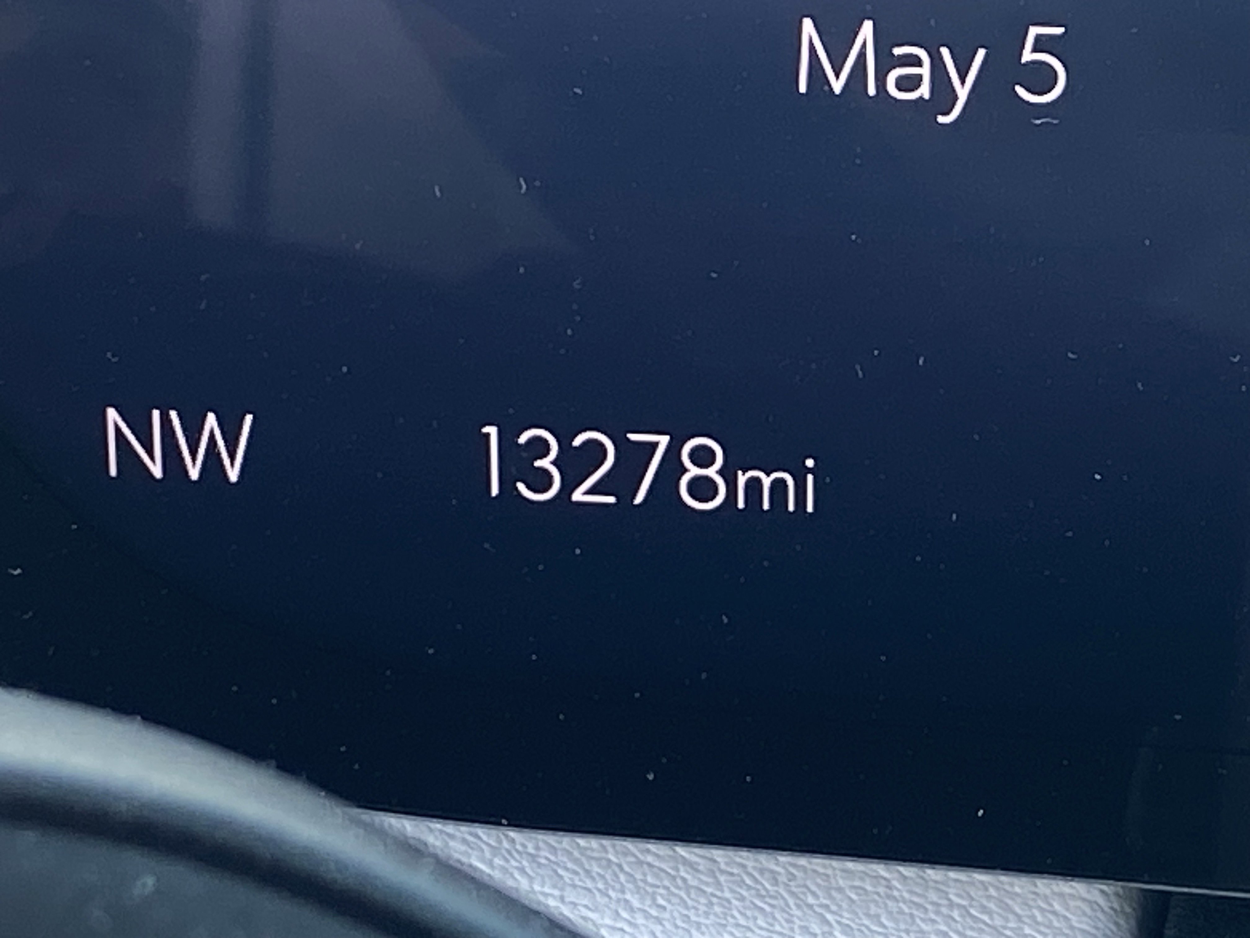 Used 2025 Buick Enclave Avenir FWD image 32