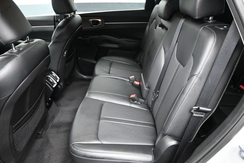 Certified 2022 Kia Sorento S AWD/4WD image 30