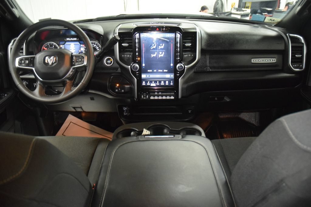 Used 2025 RAM 5500 4x4 Crew Cab image 22