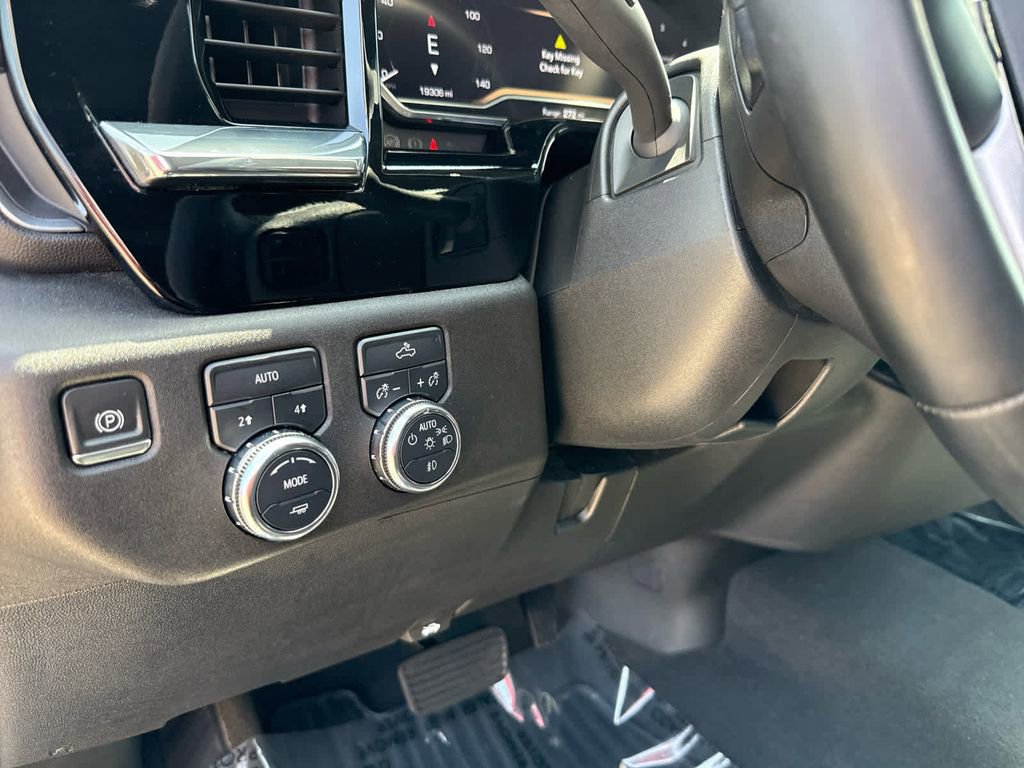 Used 2024 GMC Sierra 1500 Elevation image 23