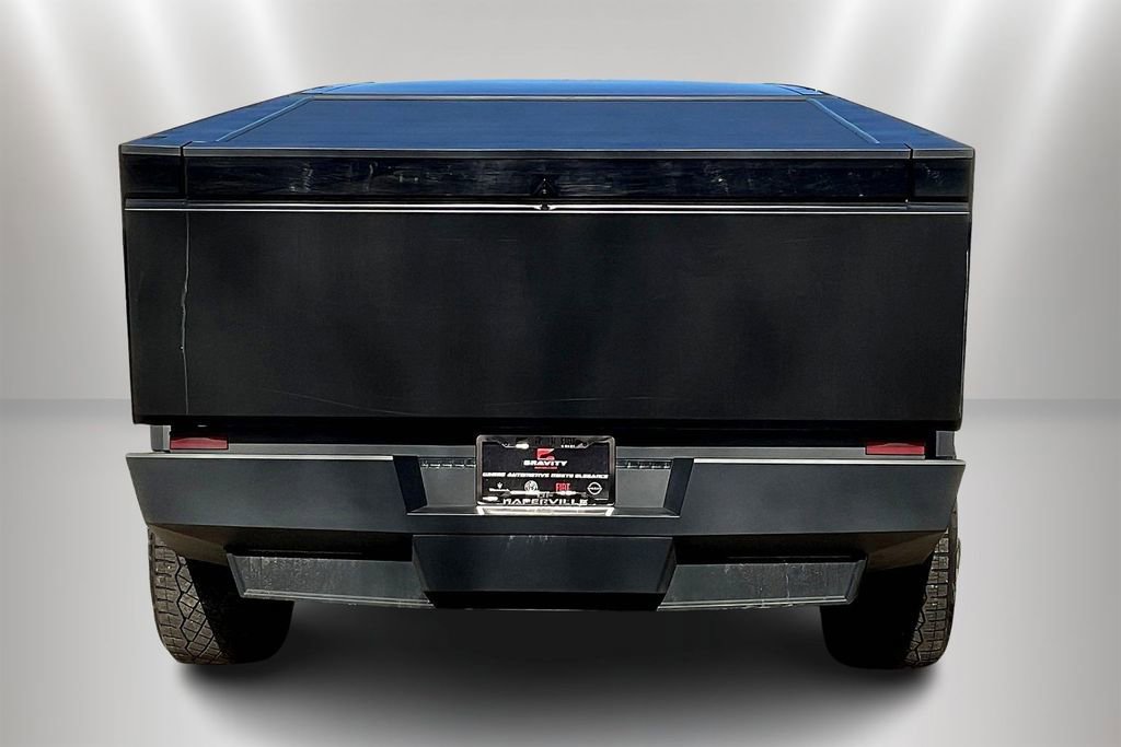 Used 2024 Tesla Cybertruck AWD Crew Cab image 5