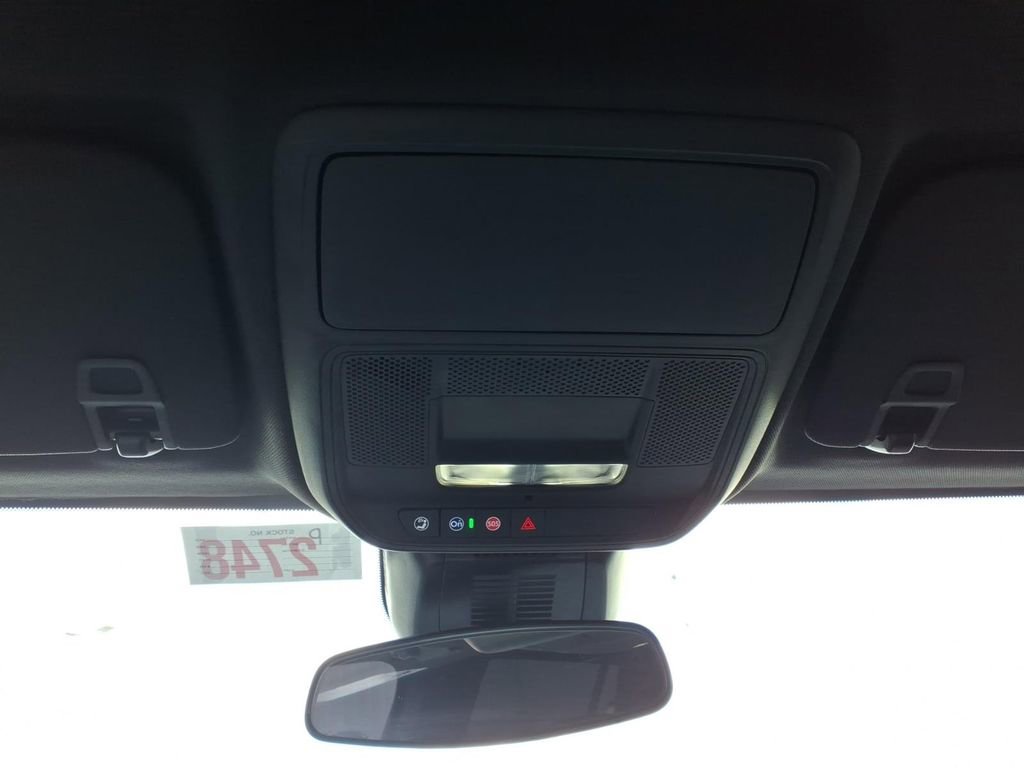 Used 2026 GMC Terrain Elevation image 24