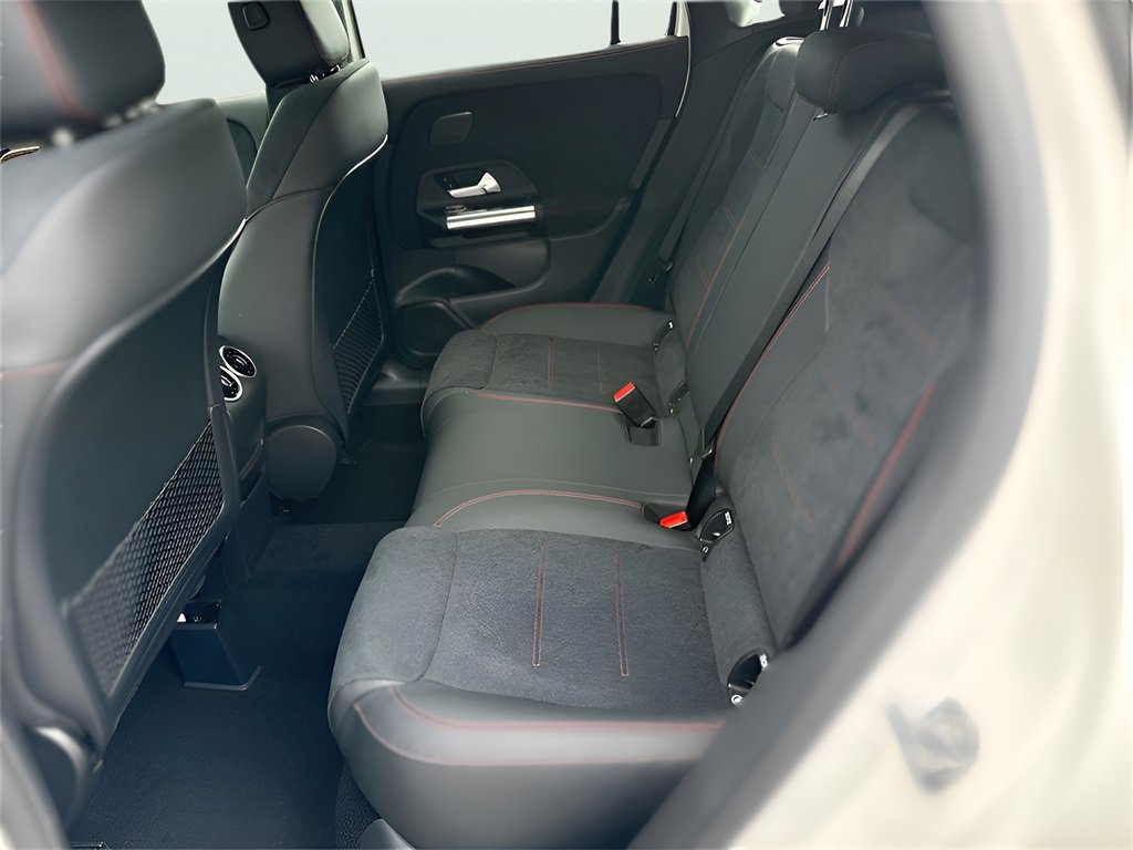 New 2026 Mercedes-Benz GLA 250 4MATIC image 22