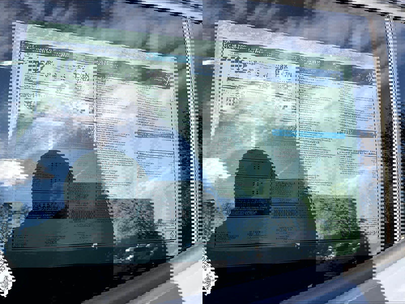 New 2025 Volkswagen ID.4 Pro image 18