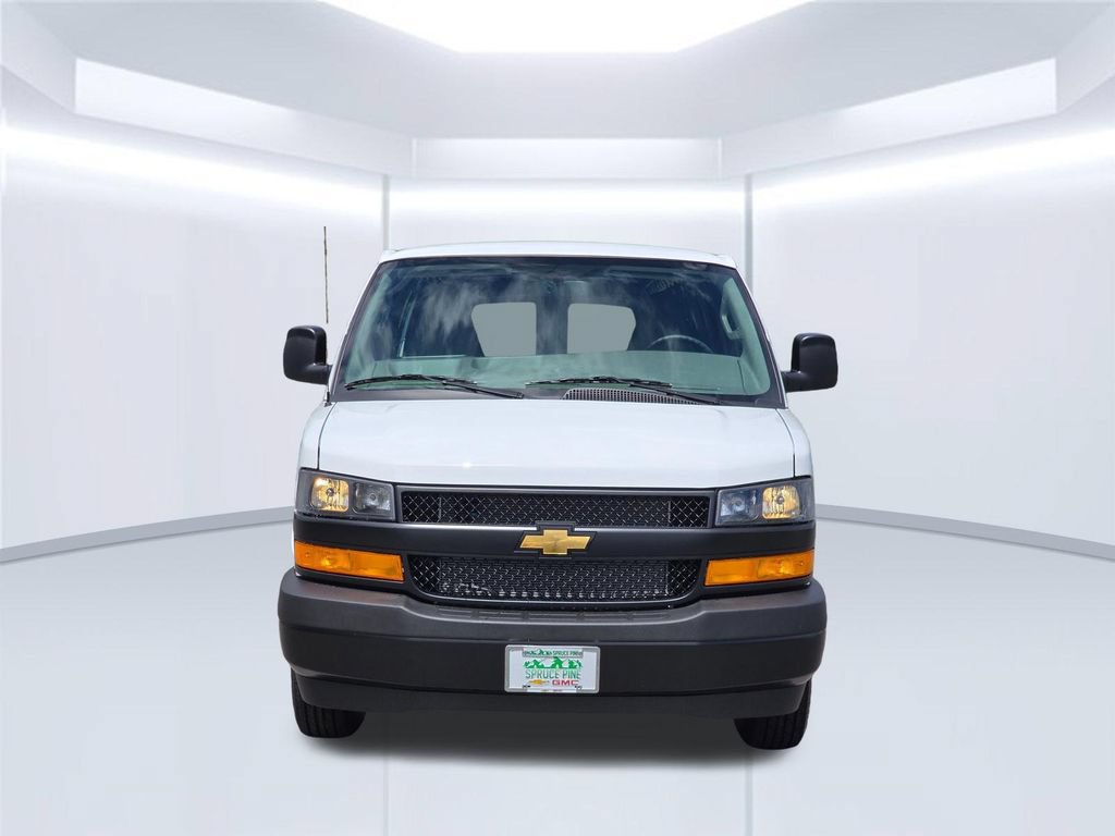 New 2026 Chevrolet Express 2500 Extended w/ Driver Convenience Package RWD image 16
