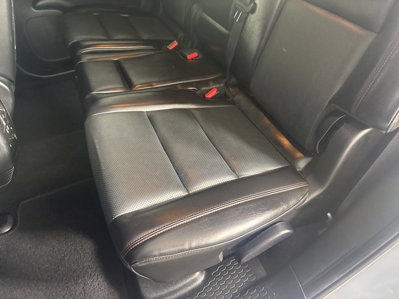 Used 2024 Dodge Durango GT RWD image 21