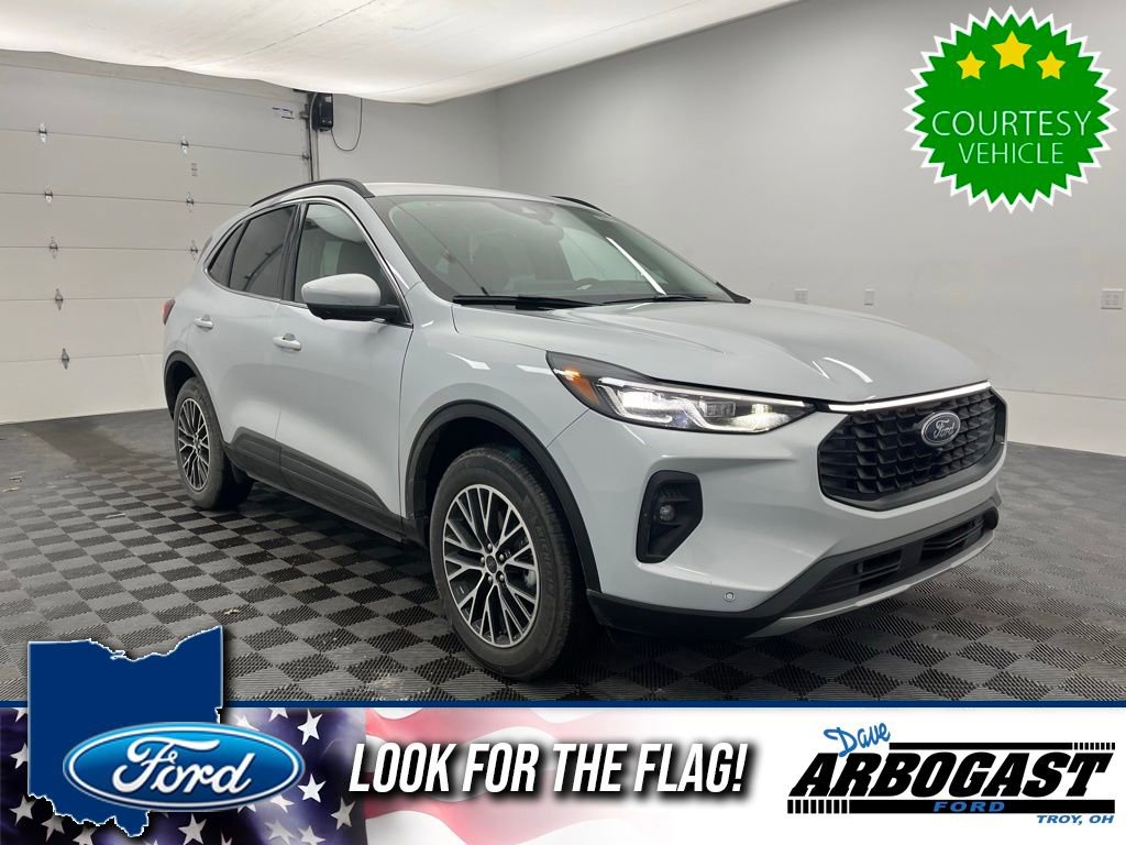 New 2026 Ford Escape SE w/ PHEV Premium Package