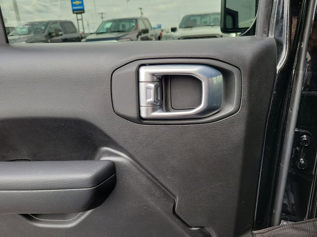 Used 2022 Jeep Wrangler Unlimited Sport AWD/4WD image 15