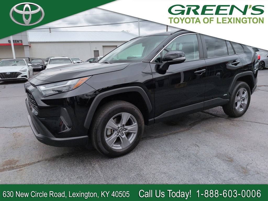 Used 2024 Toyota RAV4 LE AWD/4WD image 1