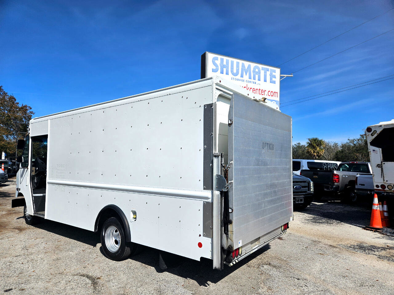 Used 2014 Ford E-350 and Econoline 350 Super Duty w/ A/C Prep Package image 1