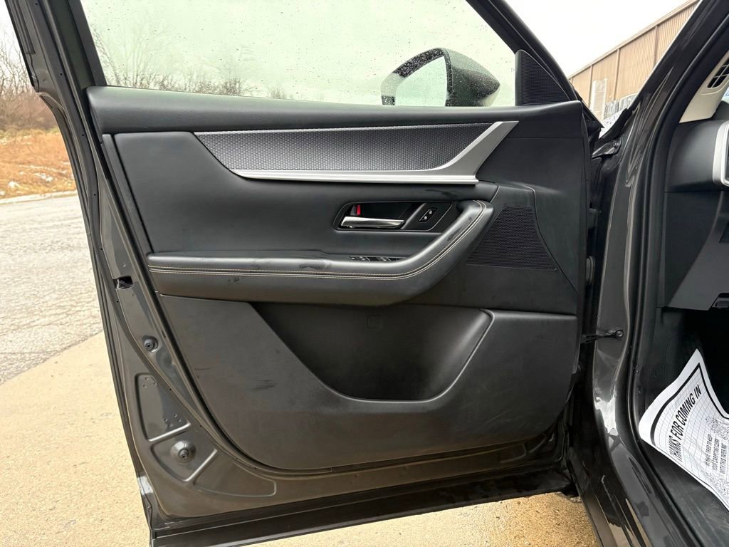 Used 2024 MAZDA CX-90 3.3 Turbo w/ Preferred Plus image 19