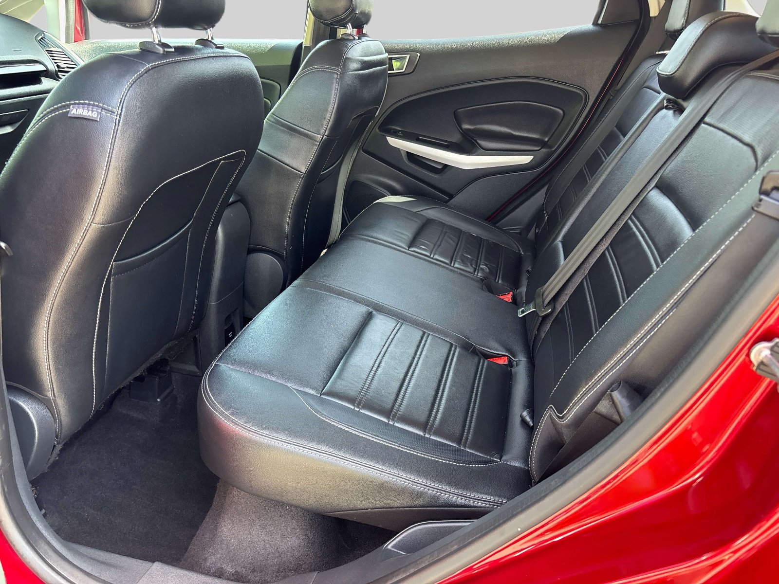 Used 2018 Ford EcoSport Titanium w/ Interior Protection Package AWD/4WD image 11