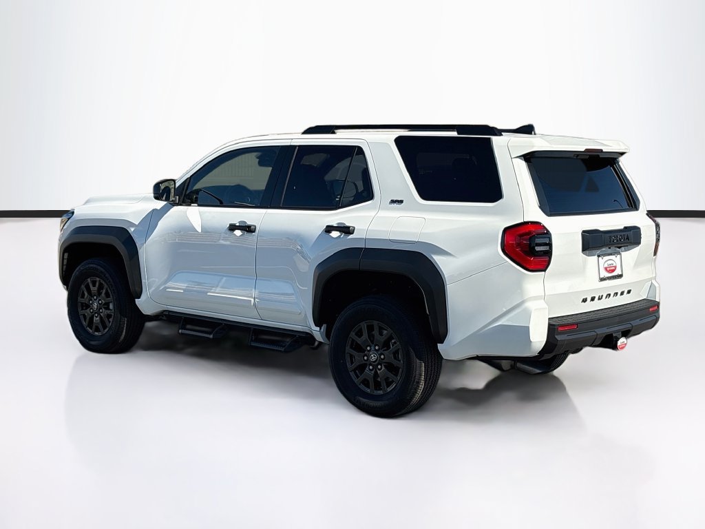 New 2026 Toyota 4Runner SR5 AWD/4WD image 7