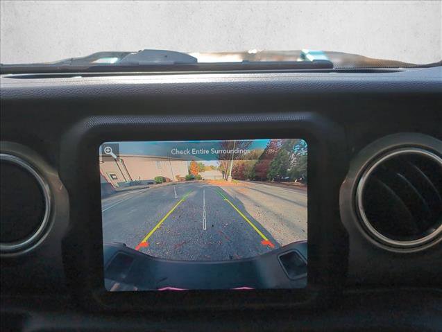 Used 2020 Jeep Gladiator Overland image 12