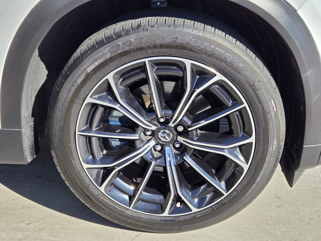 Used 2025 MAZDA CX-70 Plug-In Hybrid w/ Premium Pkg image 8