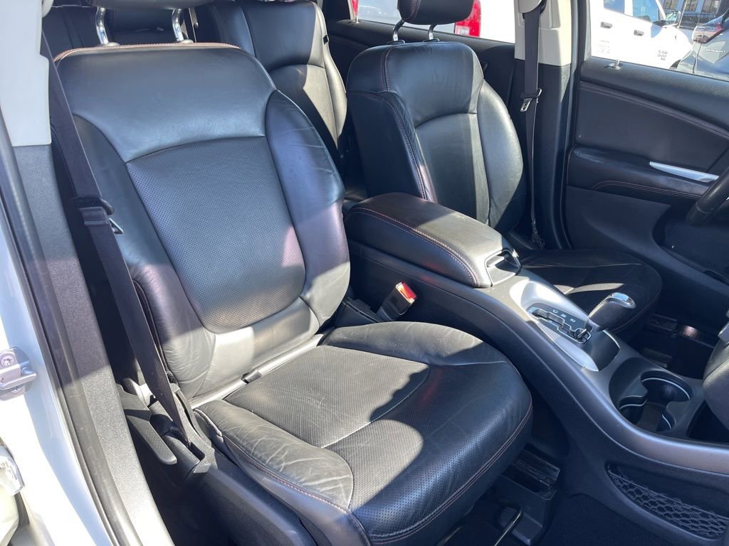 Used 2016 Dodge Journey R/T w/ Driver Convenience Group image 23