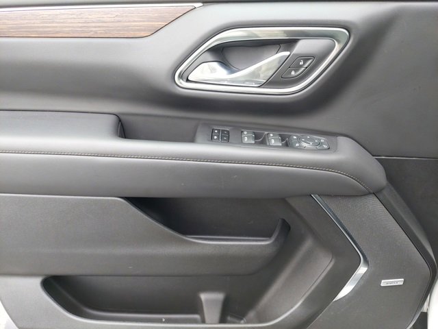 Used 2024 Chevrolet Suburban High Country image 21