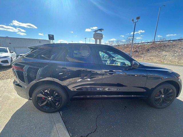 New 2025 Jaguar F-PACE R-Dynamic S image 7